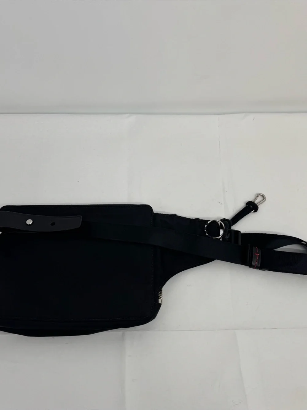 TUMI Belt Bag Fanny Pack Black Nylon Voyageur Adjustable Strap Unisex Adult